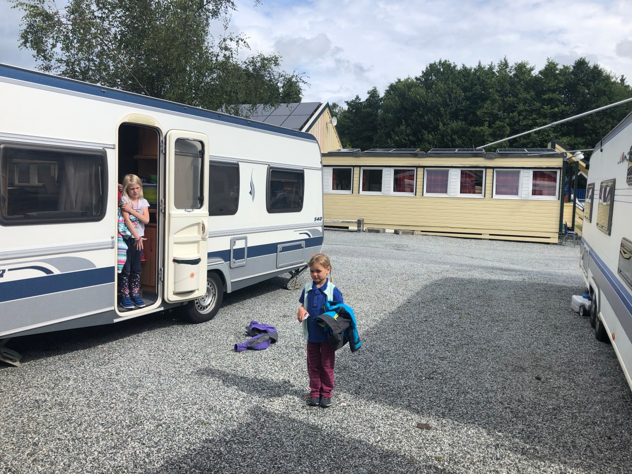 38A58ADE-3814-4522-A2CB-D1CCAB9AD764