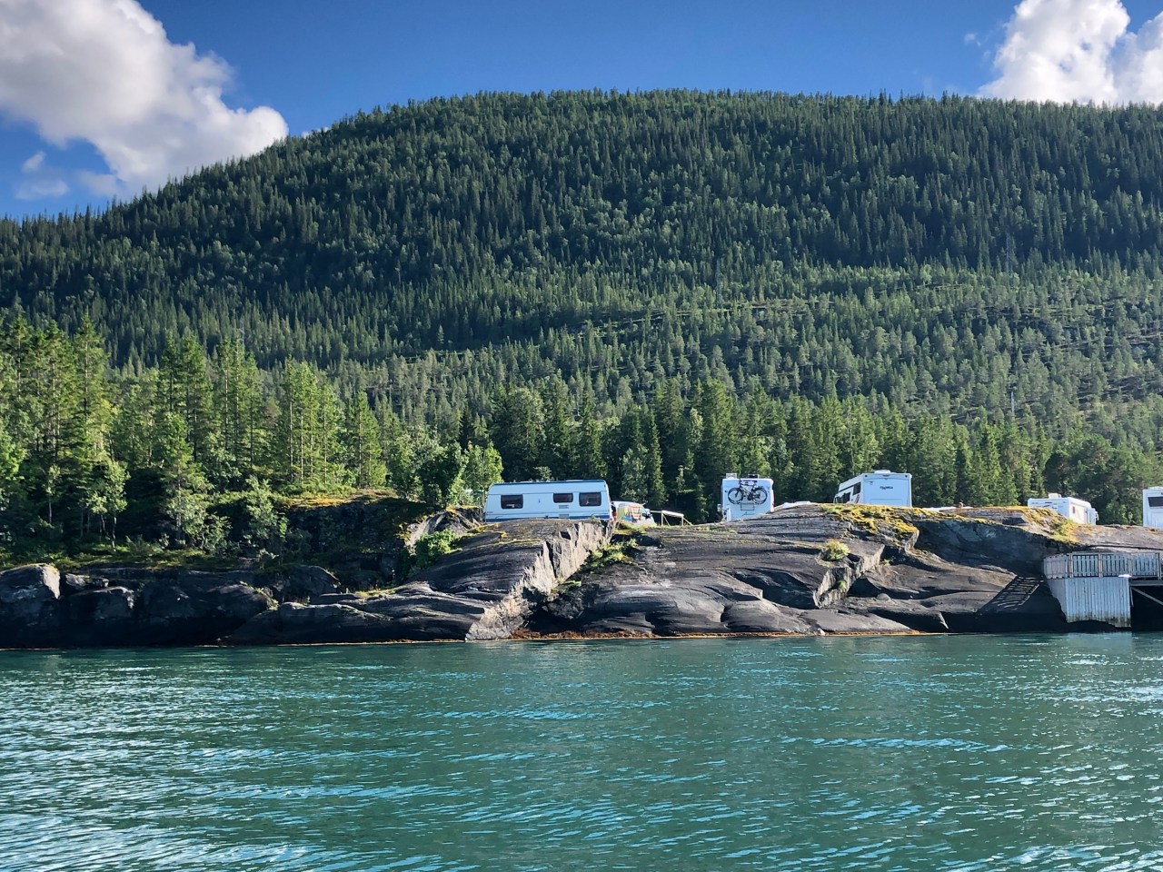 296F79D3-391B-4D00-9835-B432F7996D74