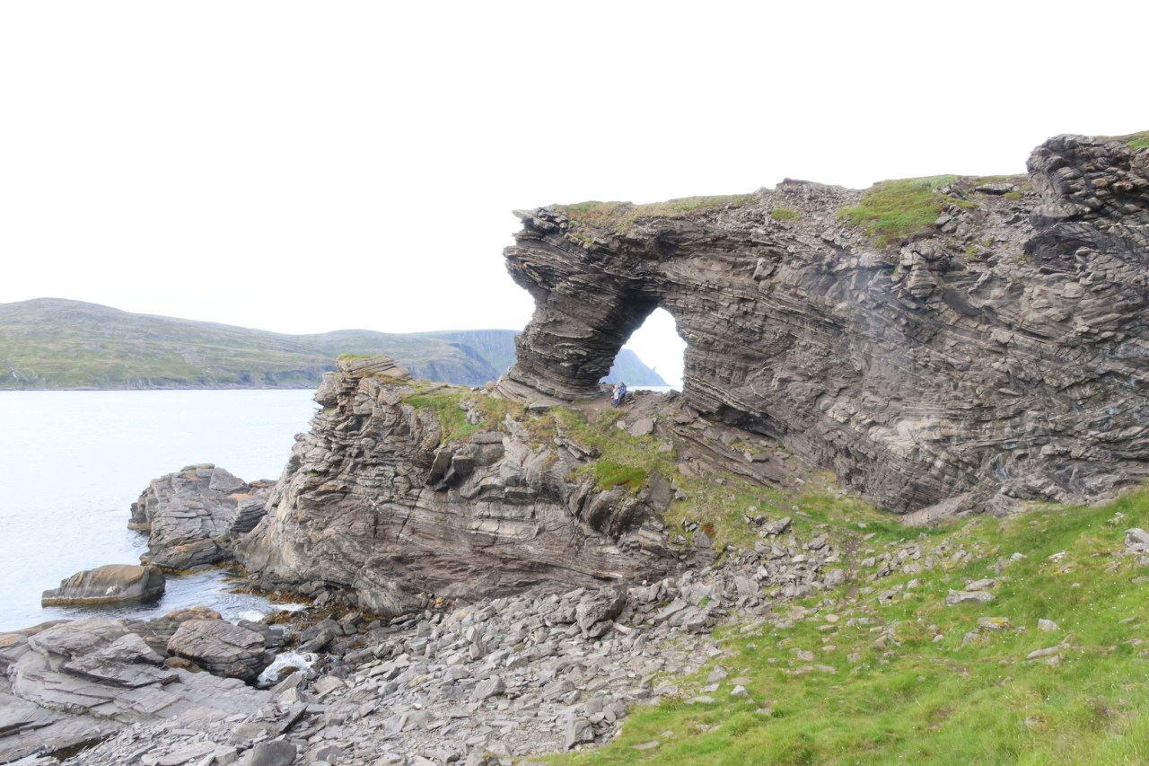 64456720-2171-4C94-BE49-2AEDE0F590D5