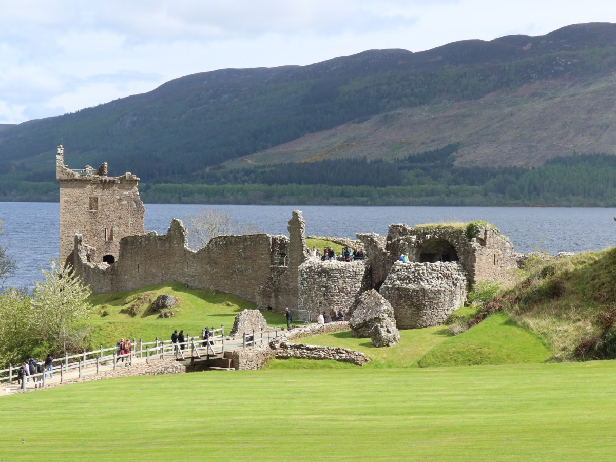 Driving North in the&nbsp;Highlands